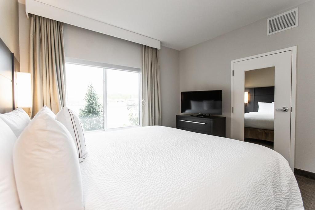 Residence Inn By Marriott Tulsa Midtown Buitenkant foto