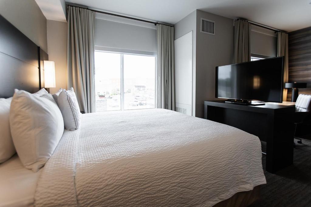 Residence Inn By Marriott Tulsa Midtown Buitenkant foto