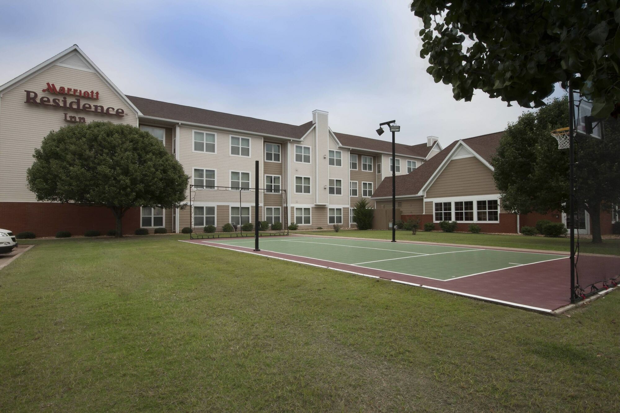 Residence Inn By Marriott Tulsa Midtown Buitenkant foto